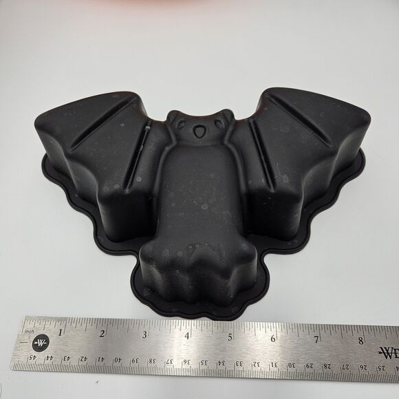 Halloween Bat and Pumpkin Silicon Mold Baking Set Of 2‎ - Picture 5 of 5